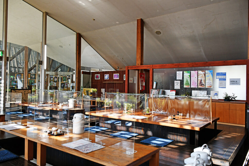 レストラン滋味健丈　炉丹